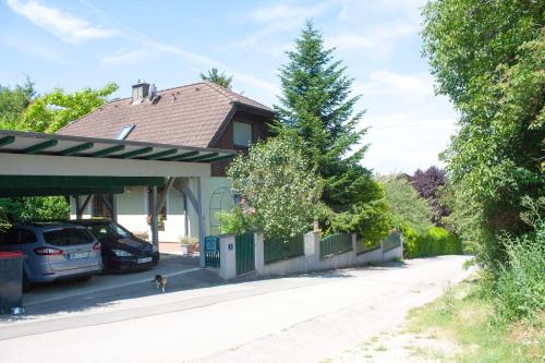 Country House Family Basement Apartment, Parking, 5km from Tulln in Chorherrn, Österreich