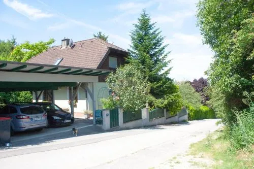 Country House Family Basement Apartment, Parking, 5km from Tulln in Chorherrn, Österreich