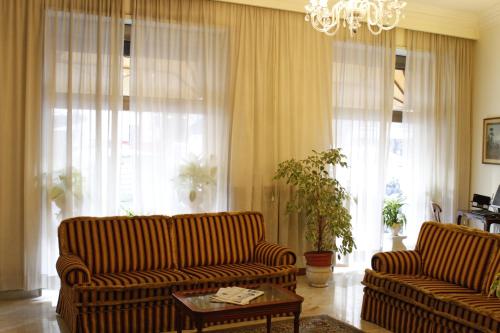 傑尼奧酒店 Genio Hotel