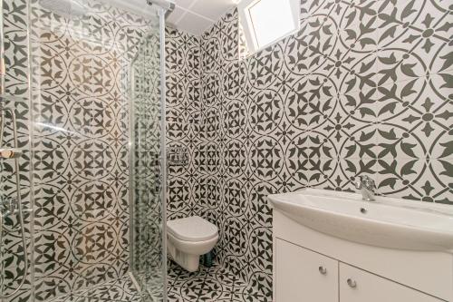 Lara Suites - image 11