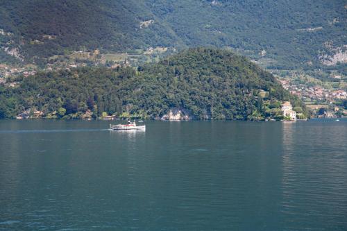 La Terrazza sul lago Lezzeno