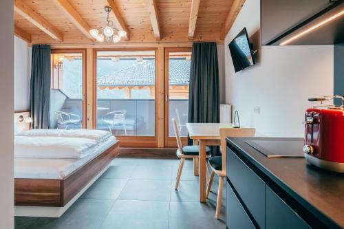 1 queen bed