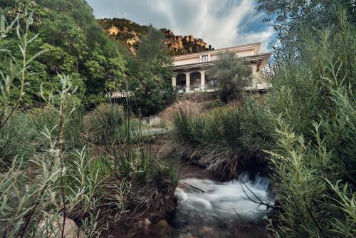 Hospedium Hostal Sierra del Agua chambre d'hôte El Cubillo