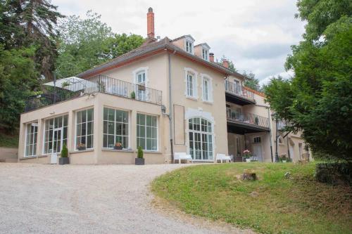 Les suites de la domaine Château de Frétoy chambre d'hôte Dracy-lès-Couches