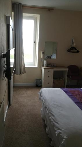 Westleigh - image 7