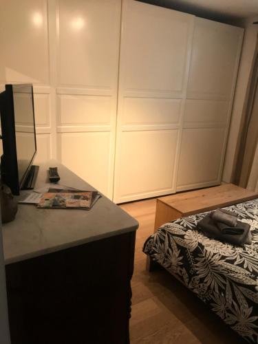 camera con bagno privato e parcheggio 5