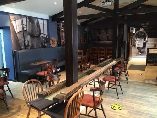 The Whisky Vaults in Обен