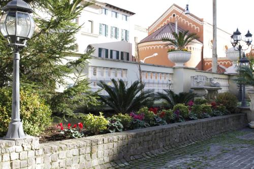 Hotel Villa Pinciana - image 10