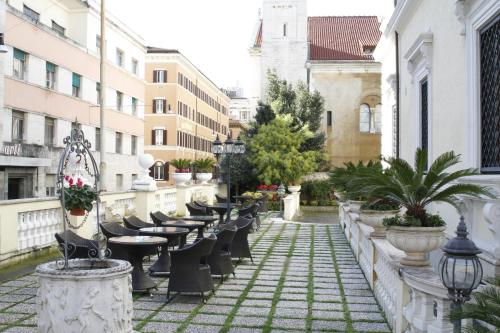 Hotel Villa Pinciana - image 2