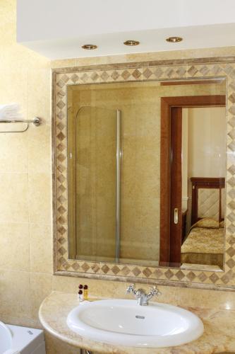 Double or Twin Room room in Hotel Villa Pinciana