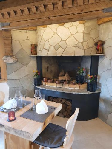 餐廳, Le Vieux Chalet in 克雷敘
