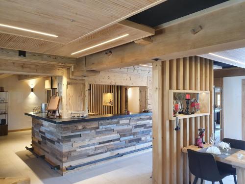 餐廳, Le Vieux Chalet in 克雷敘