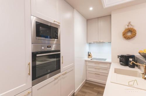 Beachfront Villa Marconica - image 3