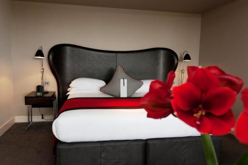 Brooklands Hotel & Spa - image 2