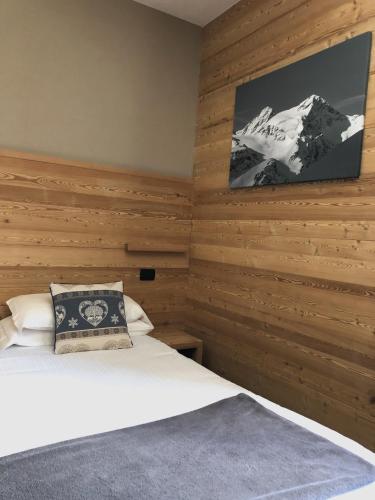 Hotel Nevada - image 7