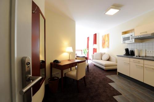 SchlafGut AppartementHotel - image 7