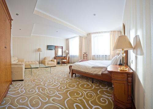 Grand Hall Hotel - image 10