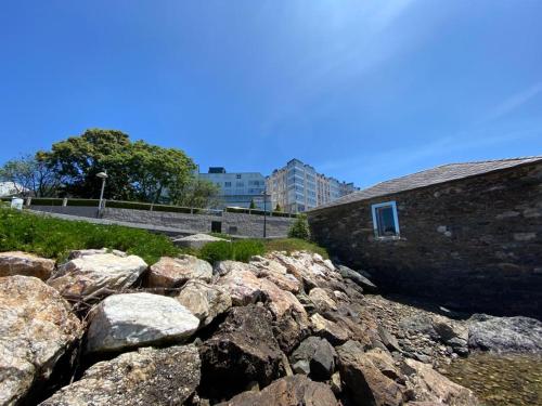  apartamento con vistas al mar y la montaña in Santa Marta de Ortigueira