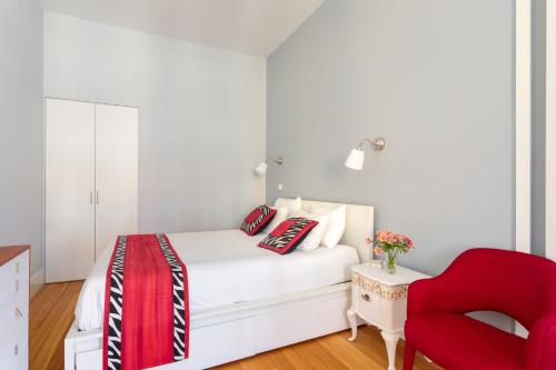 Mouzinho 244 - Porto Houses & Suites - image 4