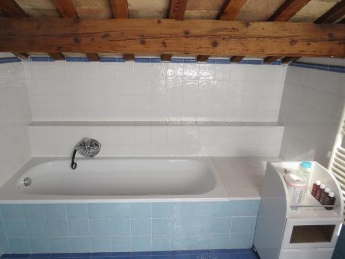 Teodora Apartment - image 8