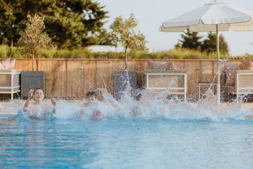 Hotel 1000 Ruza - image 7
