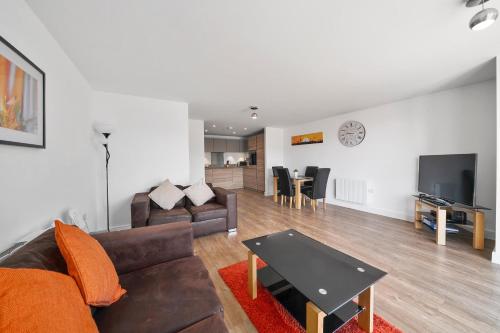 Kennet House Superior Serviced Apartment by Ferndale photo 2