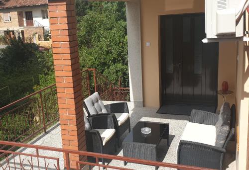 . M apartment