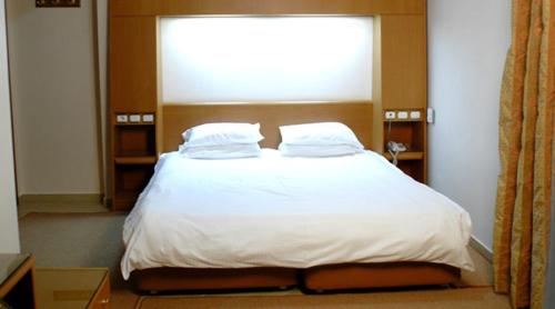 . Katerina Hotel