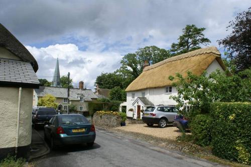 Apkārtne, Old Inn House in Kings Nympton
