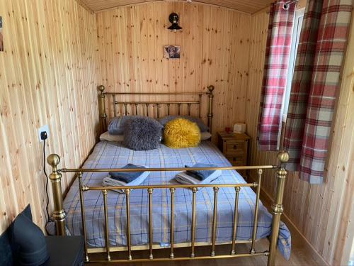 Wee Highland Hideaway Hut in 達爾馬利