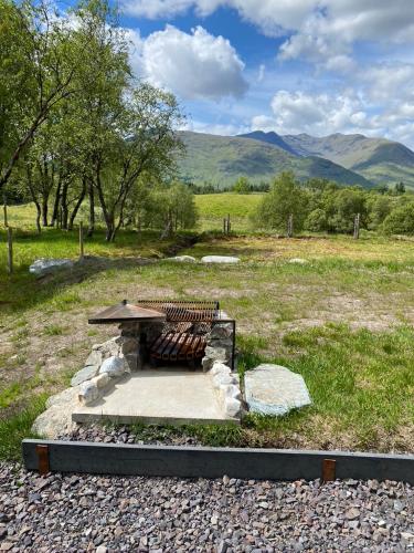 Wee Highland Hideaway Hut in 達爾馬利