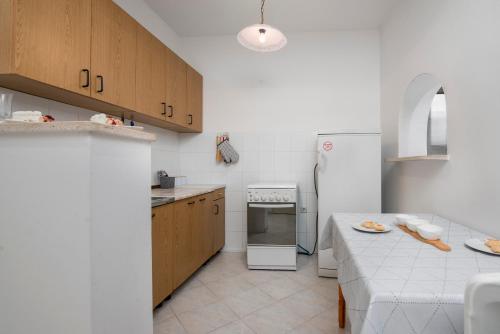 Two Bedroom Apartment with Terrace image 5