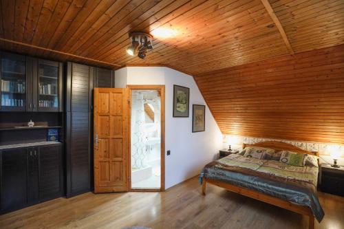  Bacchus Guesthouse in Eger