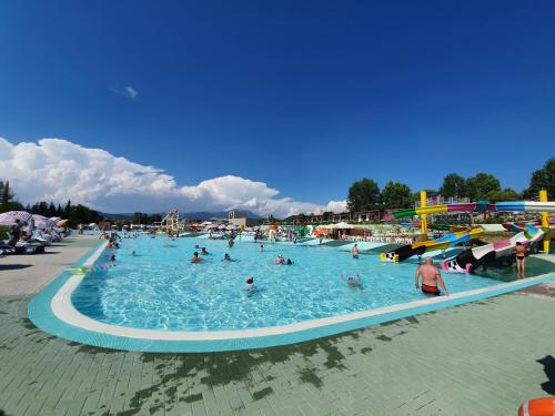 Photo 32 Sisan Family Resort