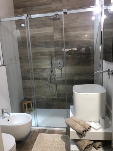 Al Sagraeto White apartment