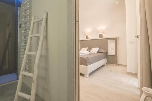 Primopiano Luxury Accommodations - Camera Vento - image 4