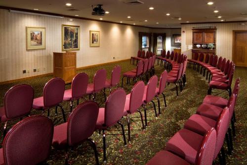 Carlisle Inn - image 3