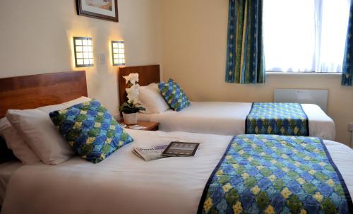 Heights Hotel - image 6