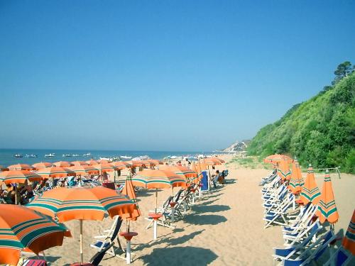 rand, Villa Pineta in Vico del Gargano