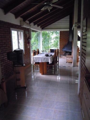 Iekārtas, Cabanas Mocona in Aristobulo Del Valle