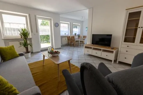 Ferienwohnung Garten mit Terrasse in Unterneukirchen, Deutschland