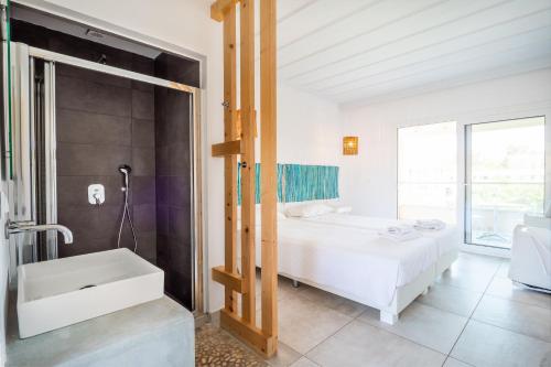 SERENA HOTEL