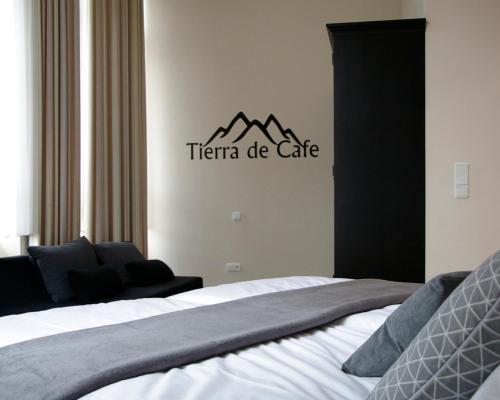 Z&B Hotel - main image