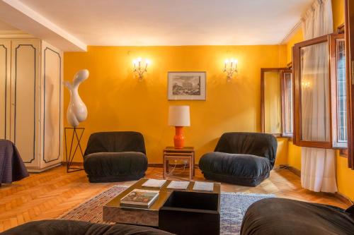 Vintage nest with @Canal view