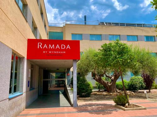 Ramada by Wyndham Valencia Almussafes - image 12