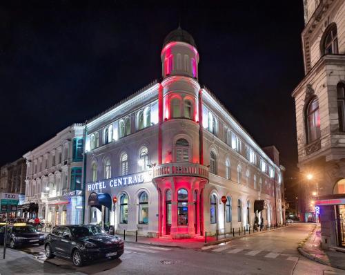 Hotel Central Sarajevo - image 7