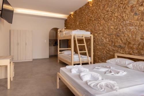 MARKOS LUXURY APARTMENTS 4