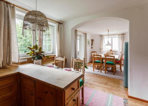 Oprema, Ferienwohnung am Bründlweg (Ferienwohnung am Brundlweg) in Dechl