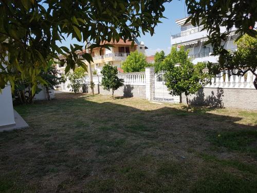 Konstantinos Apartments in Ammoudia