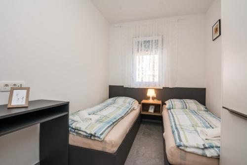 Apartments Nazic - image 7